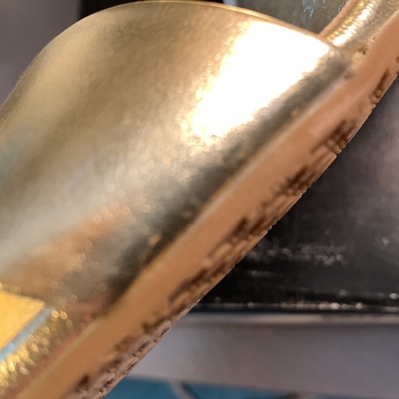 Gucci Gold Metallic Cork Wedge Sandals - Picture 8 of 12